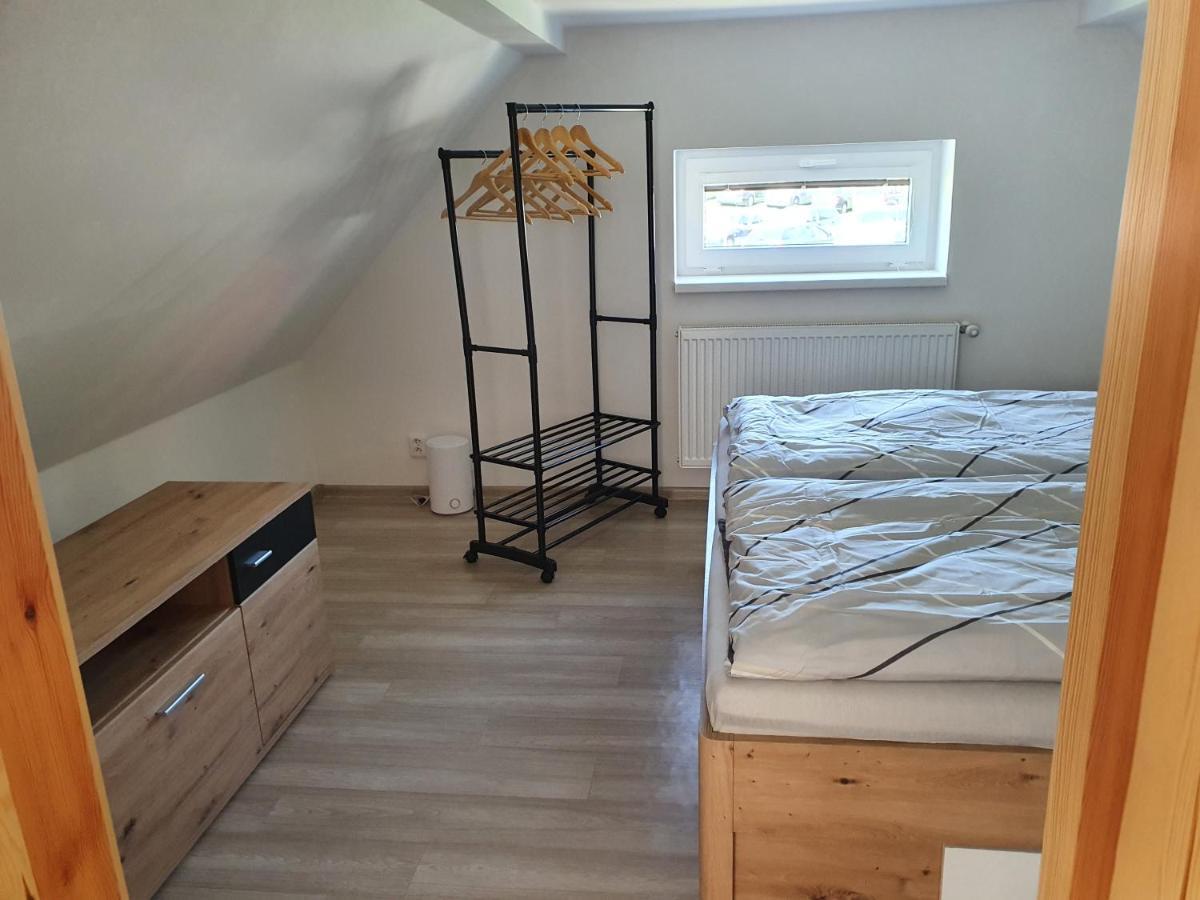 Chalupa U Slunce - Jetrichovice Esterno foto